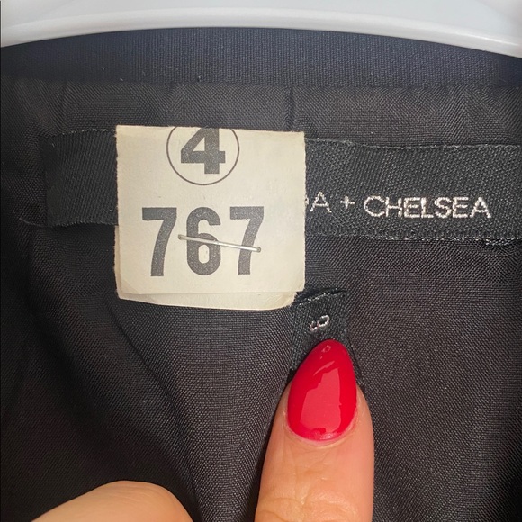 Amanda & Chelsea Ponte 3/4 Ruched Sleeve Blazer In Black - Picture 6 of 8